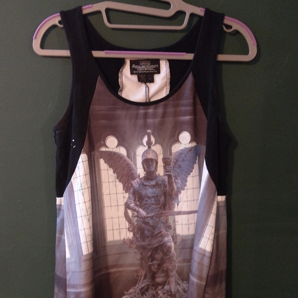 🎁 Mortal Instruments Tank - Picture 1 of 2